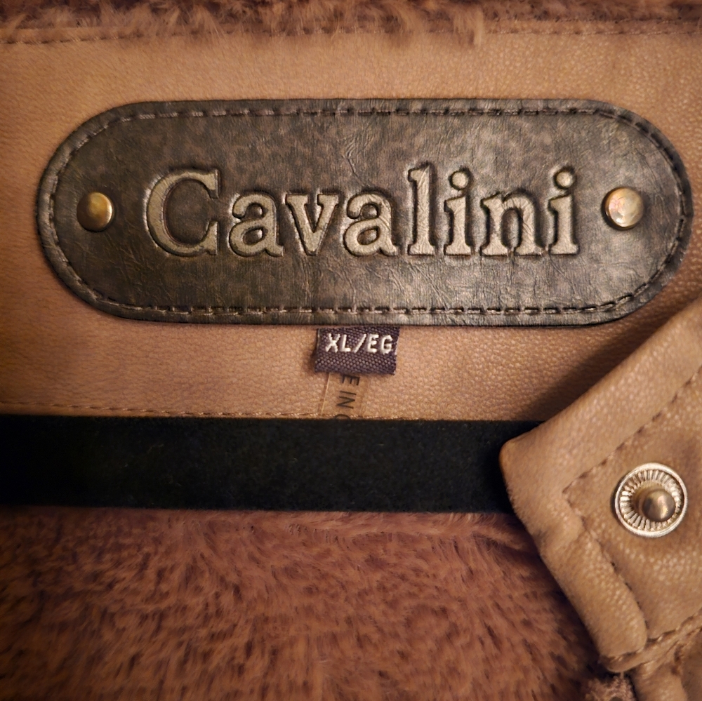 Women's Jacket - Picture 5 of 7
